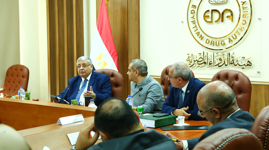 انعقاد اللجنة الدائمة لإعداد مسودة الدستور الدوائي المصري لمناقشة مستجدات صياغة الدستور المصري